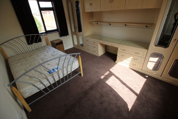 5 Bed Student Accommodation - Photo 1