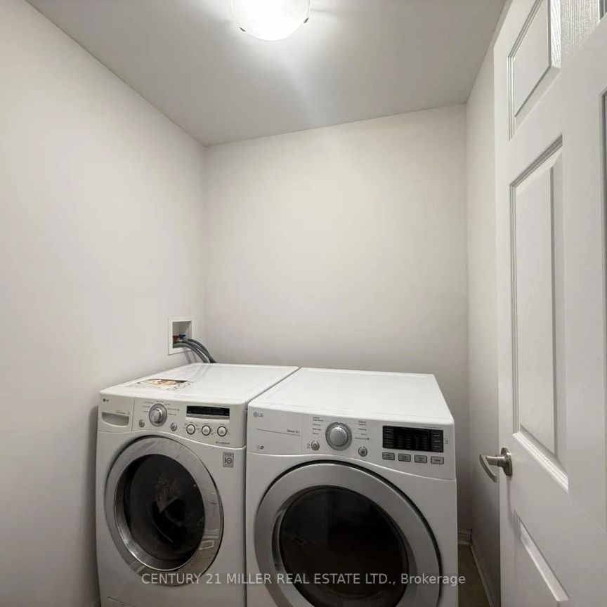 110 GLADYS CLARKSON DRIVE - Photo 1