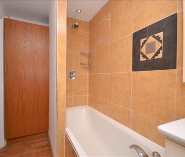 Herga Court, Harrow on the Hill - Photo 4