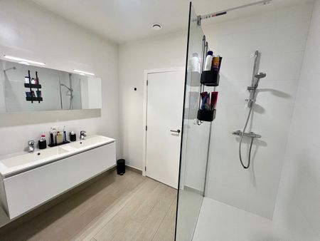 Appartement - Te huur - Photo 4