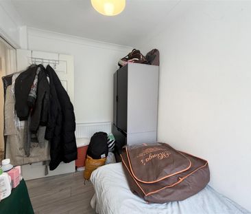 2 Bedroom Apartment To Let - Photo 5