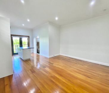 37 Laman Street, Cooks Hill - Photo 1