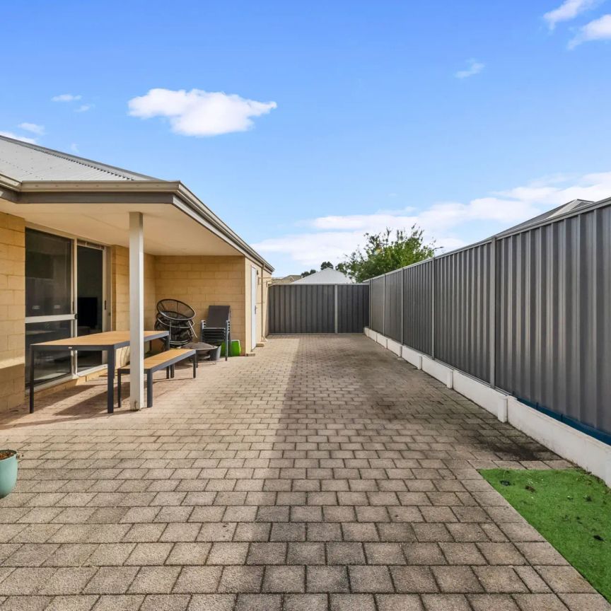 2 Bedroom home in the Heart of Pinjarra - Photo 1