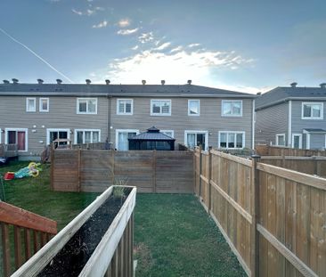 For Lease - 707 Logperch Circle, Barrhaven, Ontario - Photo 5