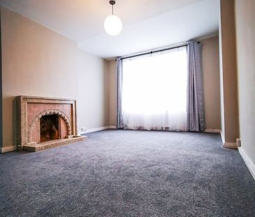 2 Bed Flat, Bath Road, RG1 - Photo 5
