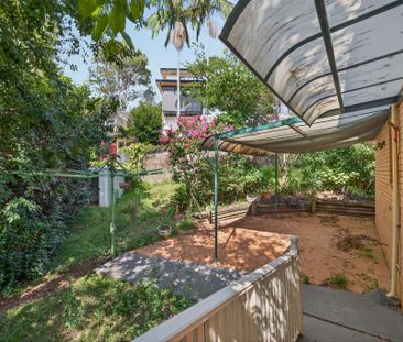 6 Vivyan Close, Denistone NSW 2114 - House For Rent | Domain - Photo 3