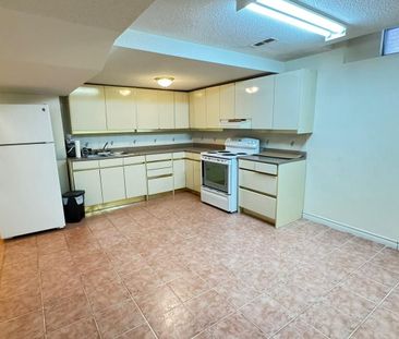 For Lease - 316 Valleymede Drive Unit# Basement, Richmond Hill, Ont... - Photo 2