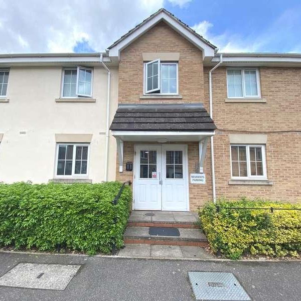 Coleridge Way, Borehamwood, WD6 - Photo 1