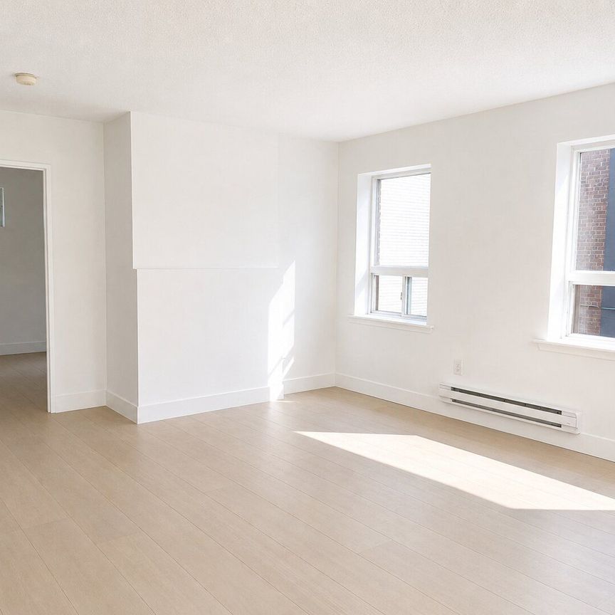 For Lease - 2373 Bloor Street Unit# 14, Toronto, Ontario - Photo 1