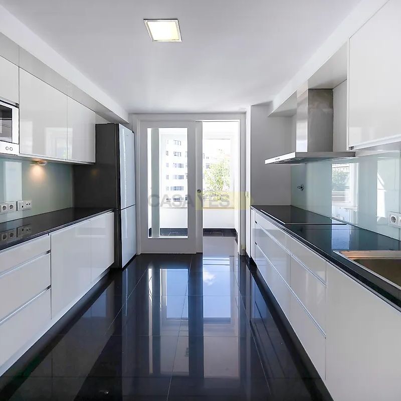 Apartment T4 in Avenidas Novas, Lisboa - Photo 1