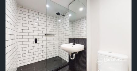 2 Bedrooms With Home Office Area - Gas and Water Included in Rent! - Photo 4