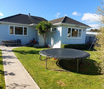 5 Hood Avenue, Heretaunga - Photo 2