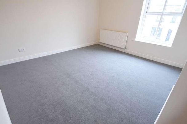 Bury Road, Tottington, BL8 - Photo 1