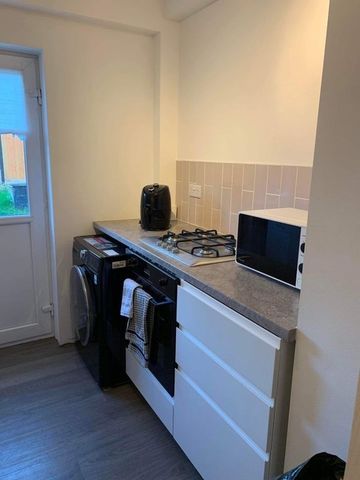 1 Bed Flat, Craydon Road, BS14 - Photo 4