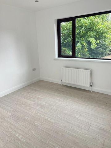 60 Forkhill Road, Newry, BT35 8QX - Photo 3