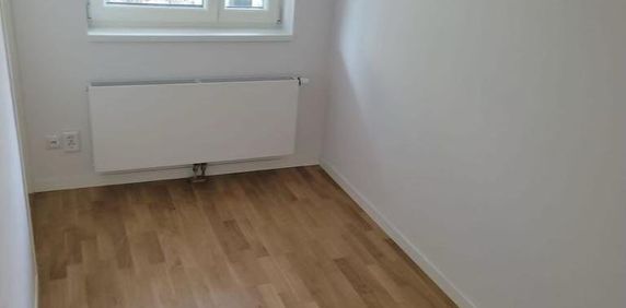 Brunnsäng, Södertälje - Photo 2