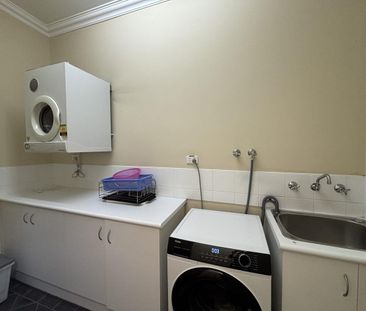 Central Gem on Dean Street - Photo 5