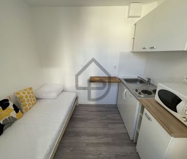 STUDIO MEUBLE DE 12 M² - Photo 5