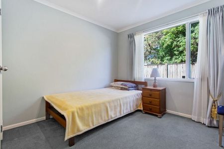 Charming 4BR Hillsborough Haven - Photo 5
