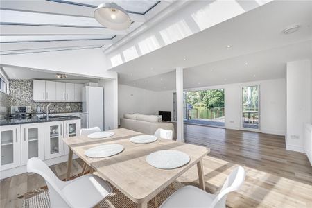 3 bedroom detached house to rent - Photo 4