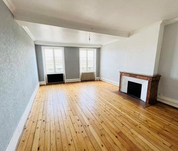 Location Appartement 2 pièces 75m² MACON 71000 - Photo 3