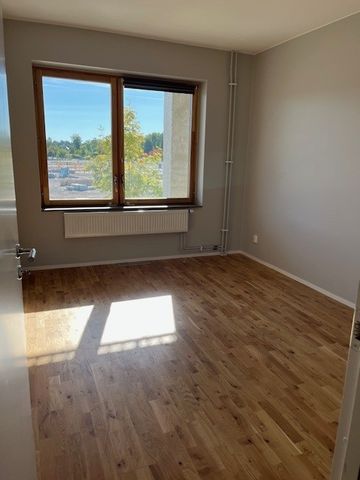 Safirgatan 11 - Photo 4