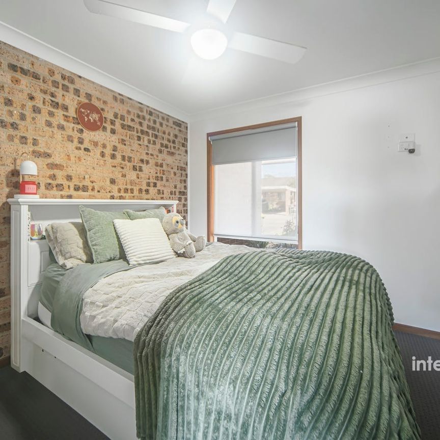 low maintenance and great location - Photo 1