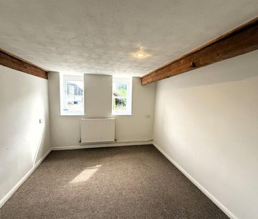 Willand, Cullompton - Photo 3