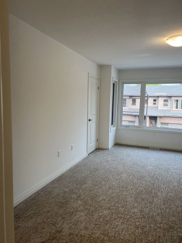 For Lease - 4552 Portage Road Unit# 56, Niagara Falls, Ontario - Photo 5