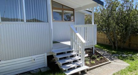 Beautifully Renovated Home with Modern Comfort - Photo 4