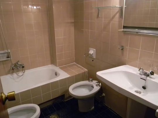 Carrer de Guillem de Castro, Valencia, Valencian Community 46001 - Photo 1