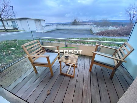 T2 meublé avec balcon et parking - Photo 3