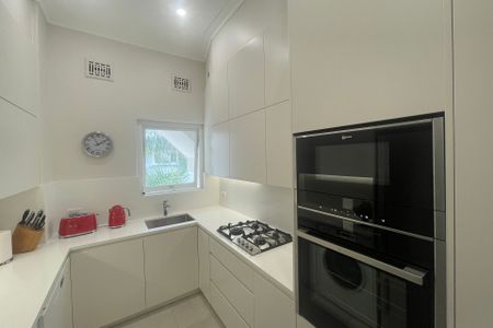 13/1 Edward Street, Bondi Beach - Photo 4