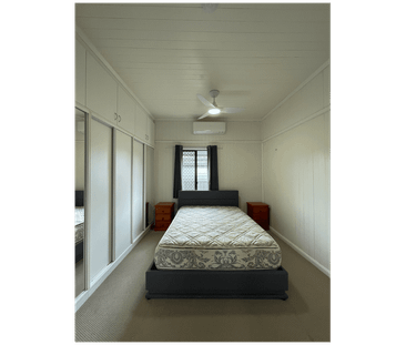 Charming Character Home – Fully Furnished & Ready to Move In - Photo 4