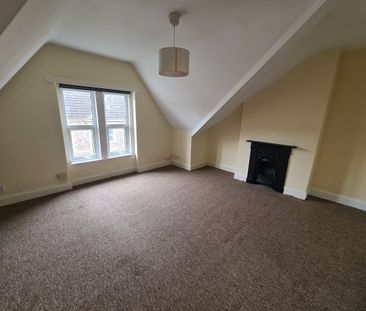 Manor Park – Top Floor Flat - Photo 3