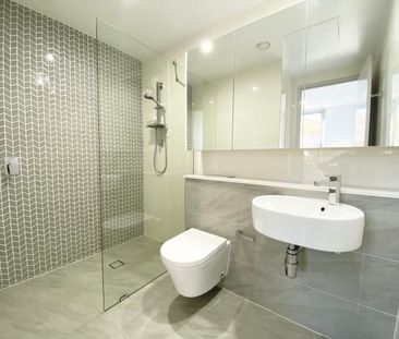 Bright two bedroom apartment in Waterloo - Photo 5