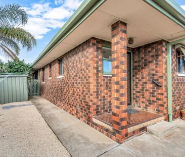 Super neat two-bedroom home unit with plenty to offer! - Photo 6