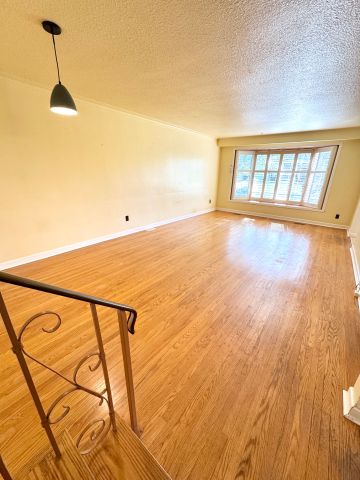 For Lease - 31 Poplar Road Unit# (Main), Toronto, Ontario - Photo 5