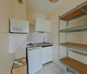 Location Appartement 1 pièce Meublé 18m² POITIERS 86000 - Photo 2
