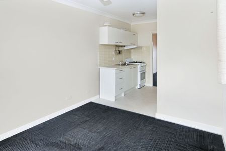 MODERN GRANNY FLAT - Photo 2