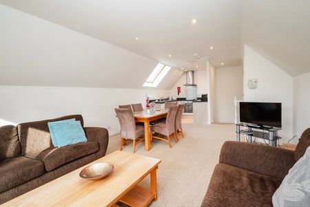 28 Queens Court, AB31 4GD, Banchory - Photo 5