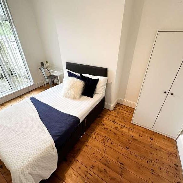 Nicander Road, L18 - Photo 1