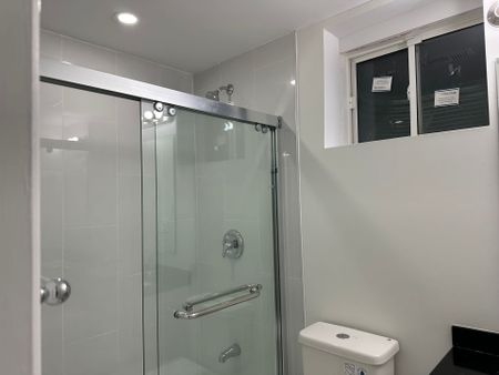 For Lease - 27 Roulette Crescent Unit# Basement, Brampton, Ontario - Photo 2