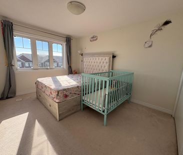 For Lease - 80 Nearco Crescent, Oshawa, Ontario - Photo 4