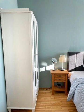 Hoch hinaus - Einzugsfertige 4-Zimmer Wohnung mit verzauberndem Ausblick - Photo 5