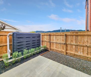 Silverstream Living - Photo 4