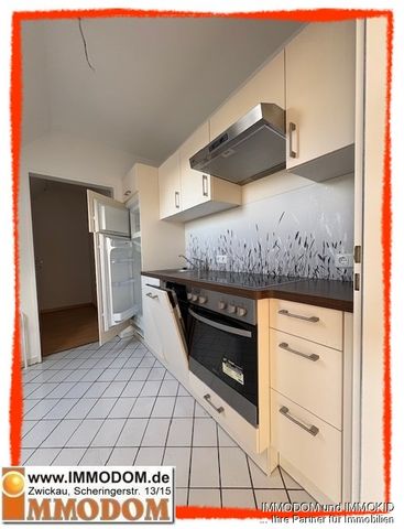 2-Zimmer-Dachgeschoss-Maisonetten-Wohnung mit BALKON und EINBAUKÜCHE mitten im Herzen von Zwickau - Photo 3