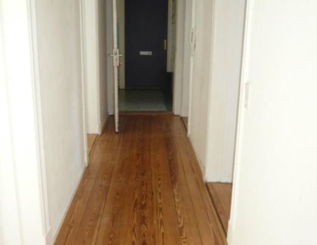 4-Zimmer-Wohnung in 2. Etage / Balkon zur Ostseite - Foto 1