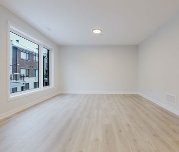 For Lease - 401 Glenroy Gilbert Drive Unit# 14, Barrhaven, Ontario - Photo 2