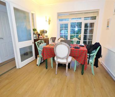 3 bedroom terraced house to rent - Photo 4